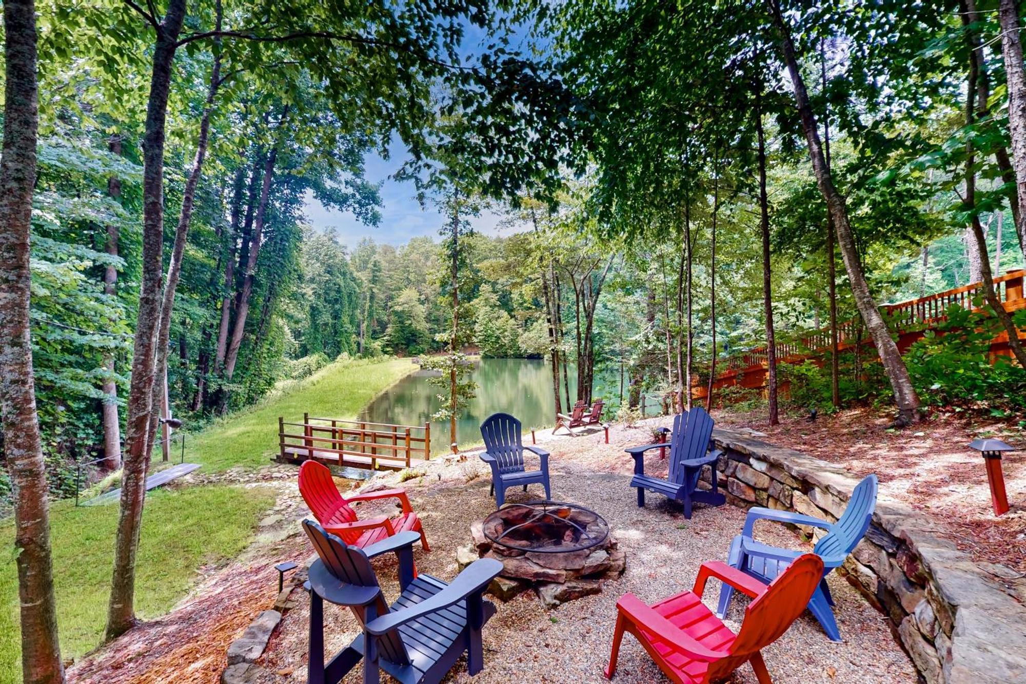 Simply Devine At Water'S Edge Villa Blue Ridge Kültér fotó